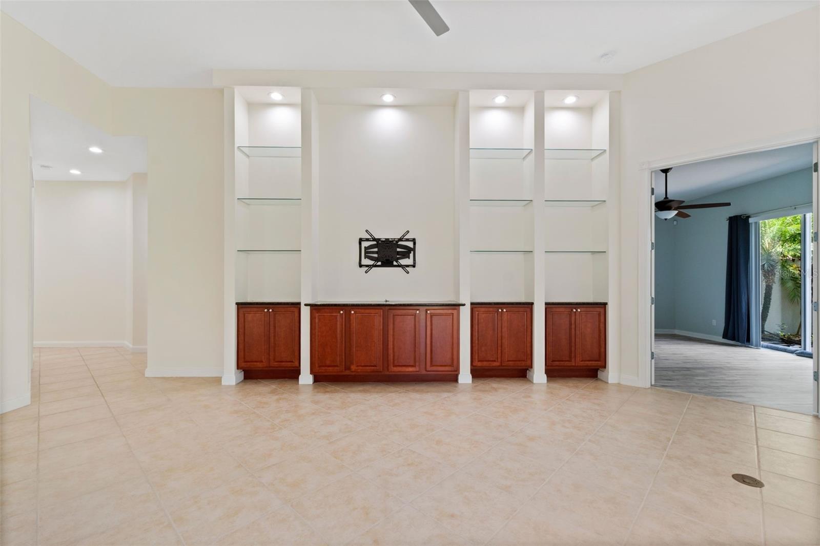 Image 10 of 50 For 12202 Pasha Lane