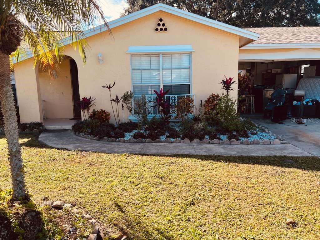 Image 4 of 13 For 2740 Fieldcrest Court