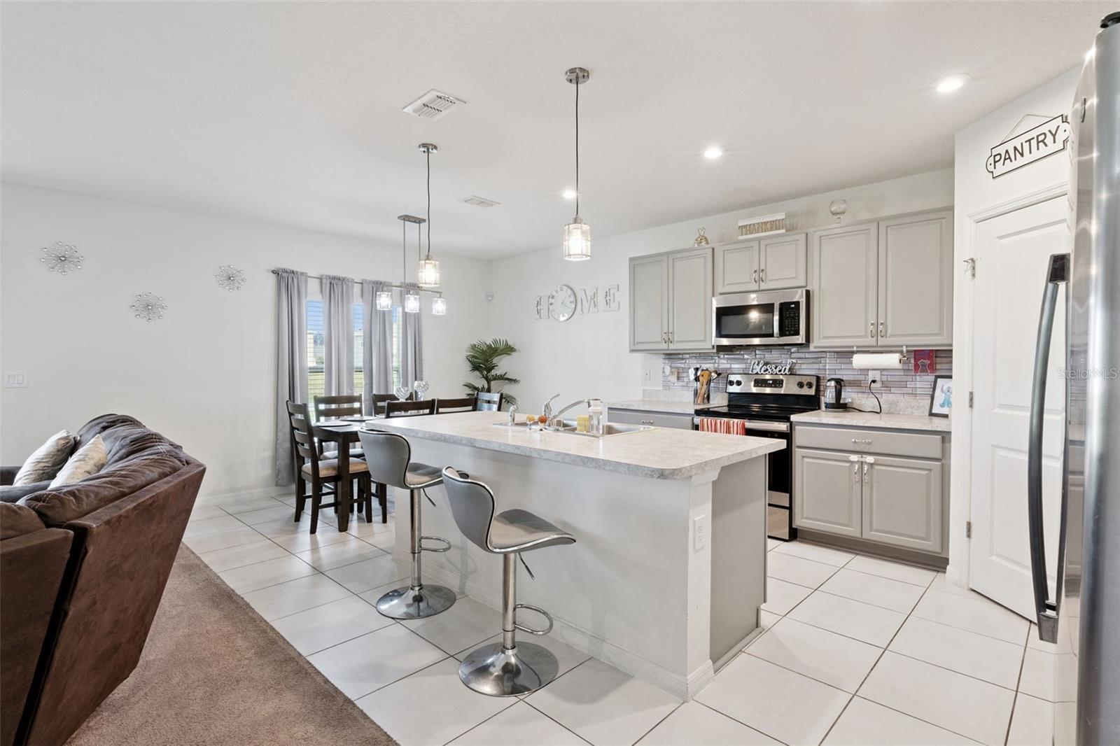 Image 13 of 54 For 396 Quarry Rock Circle