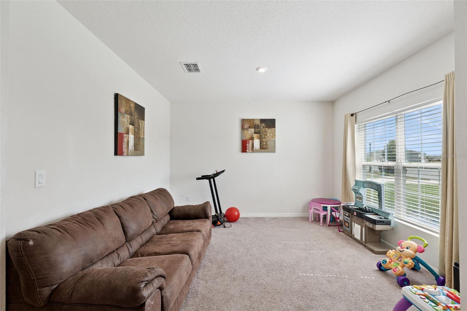 Image 6 of 54 For 396 Quarry Rock Circle