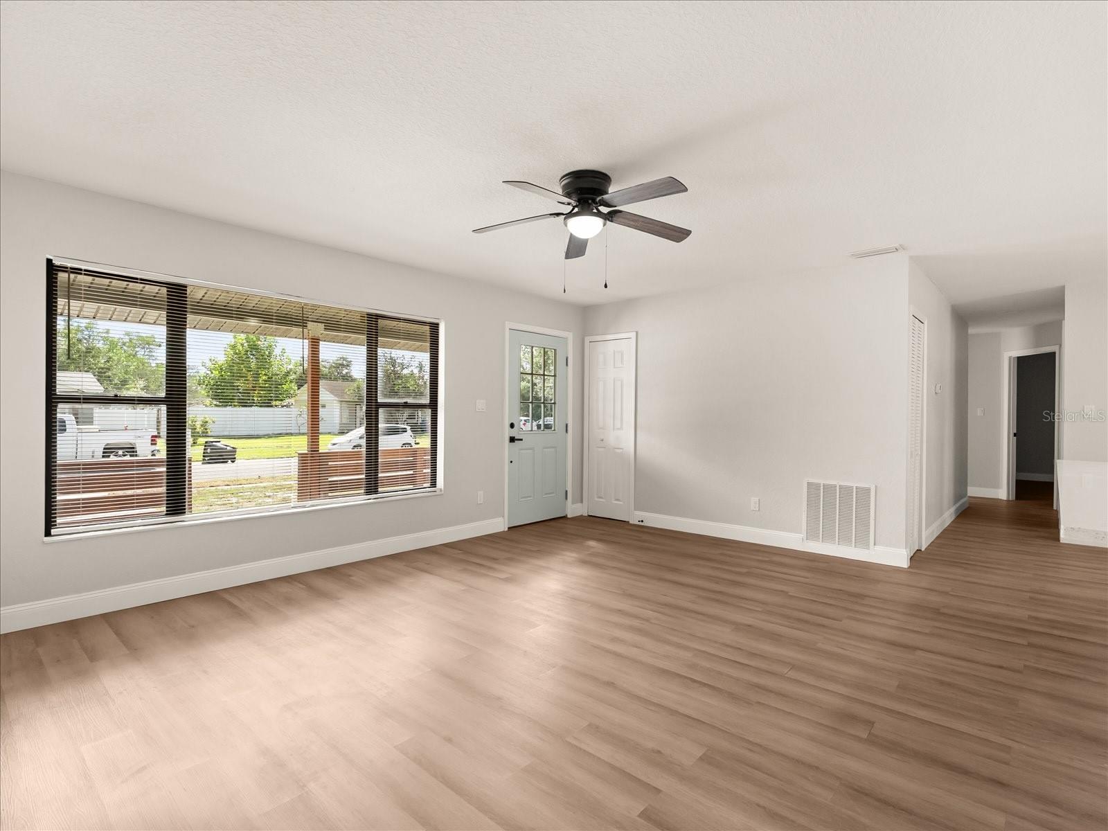 Image 4 of 20 For 332 Little Rock Street