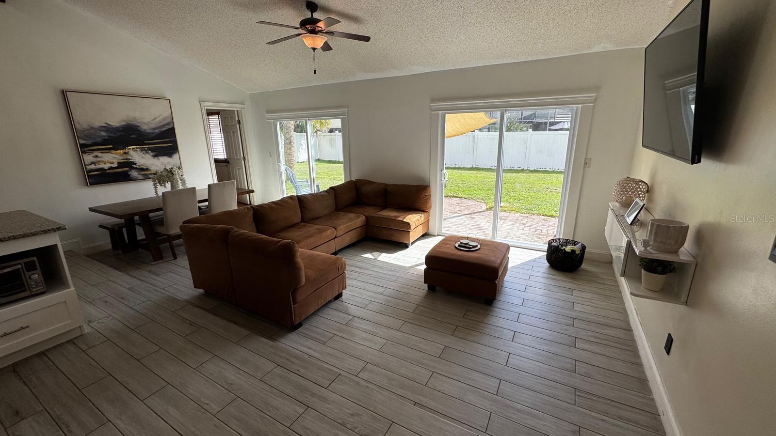 Image 4 of 21 For 1343 Marcy Drive