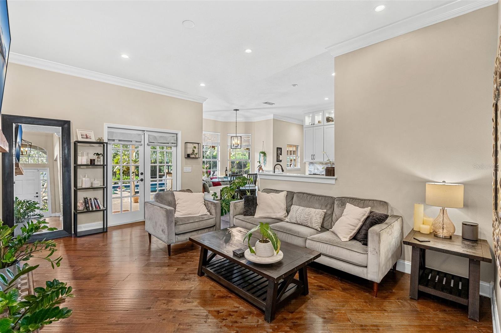 Image 17 of 44 For 1674 Victoria Way