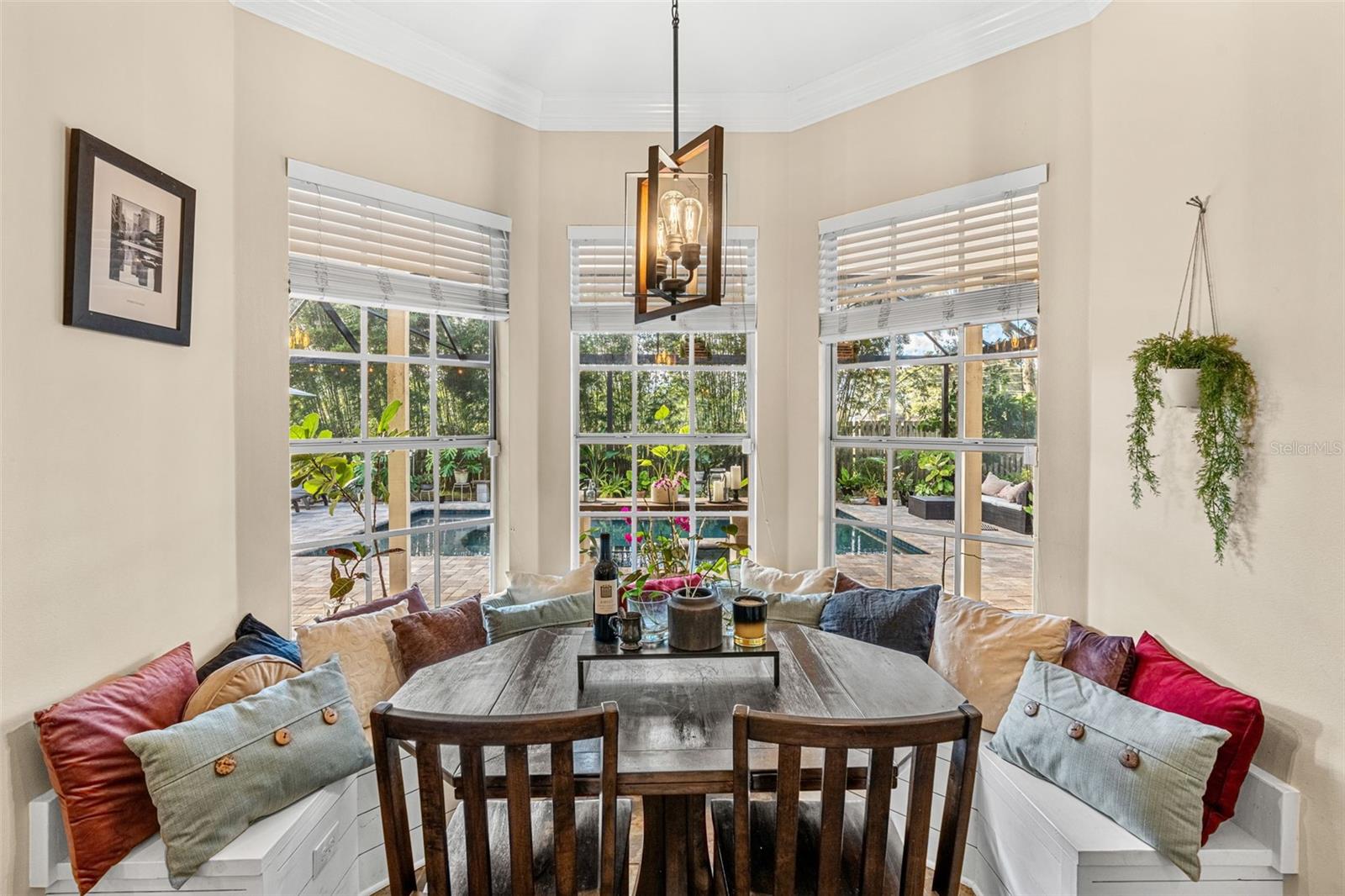 Image 18 of 44 For 1674 Victoria Way