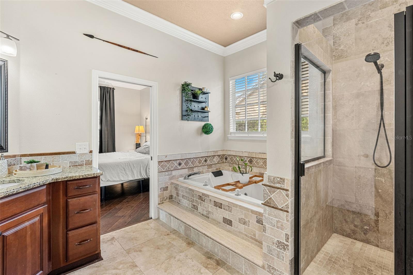 Image 35 of 44 For 1674 Victoria Way