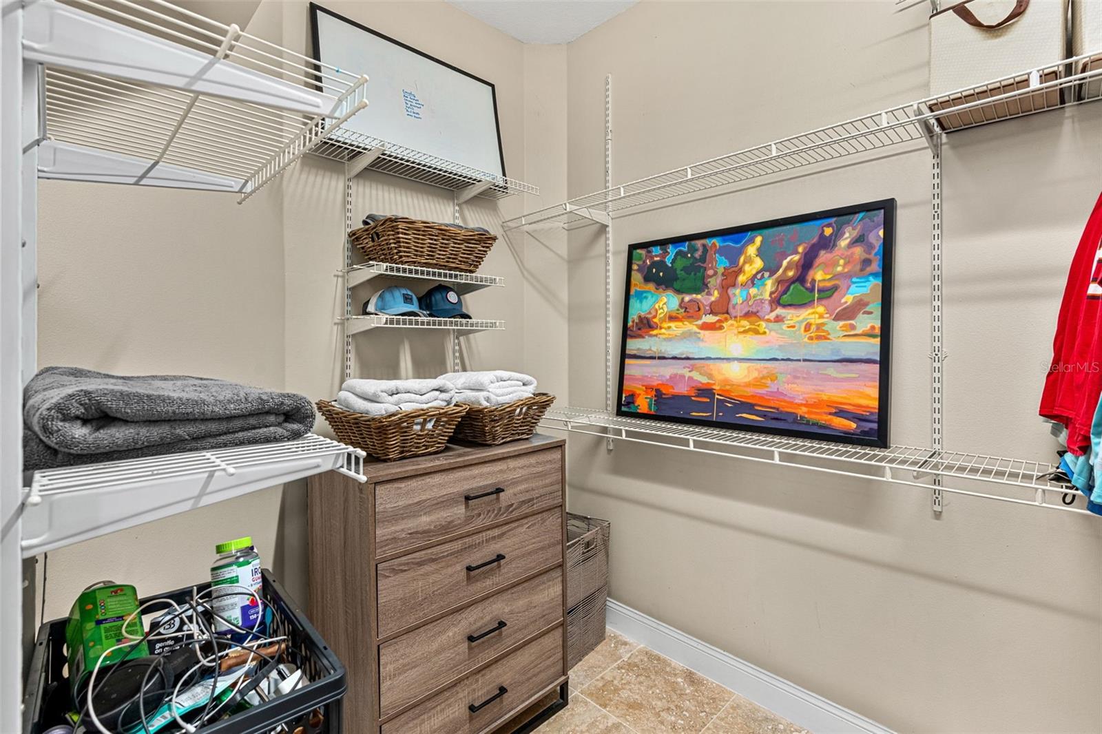 Image 36 of 44 For 1674 Victoria Way