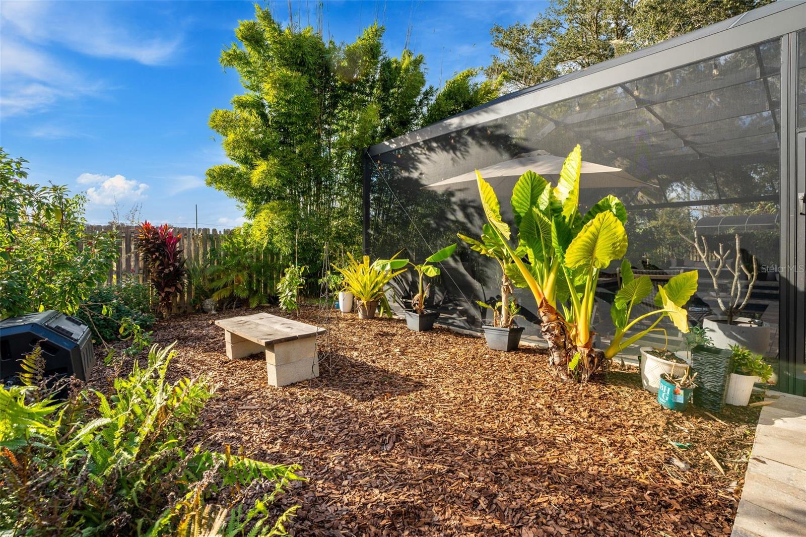 Image 42 of 44 For 1674 Victoria Way