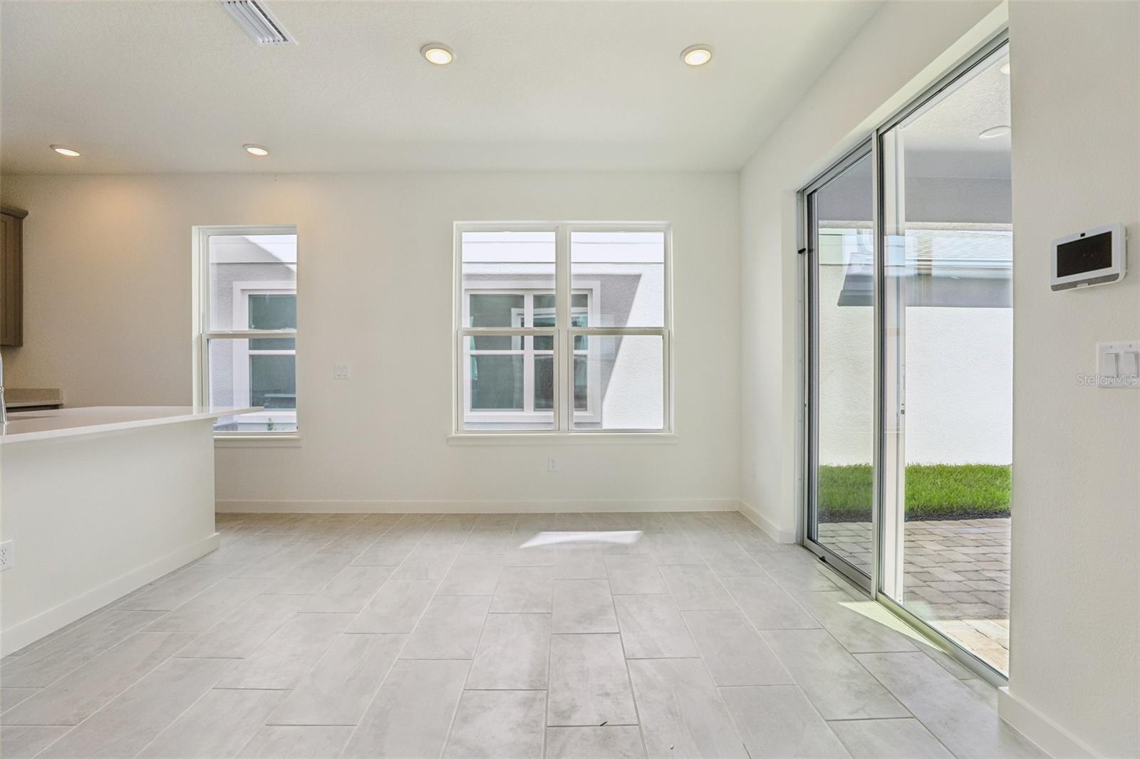 Image 13 of 40 For 2055 Iorio Street