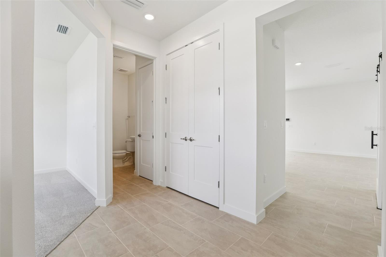 Image 14 of 40 For 2055 Iorio Street