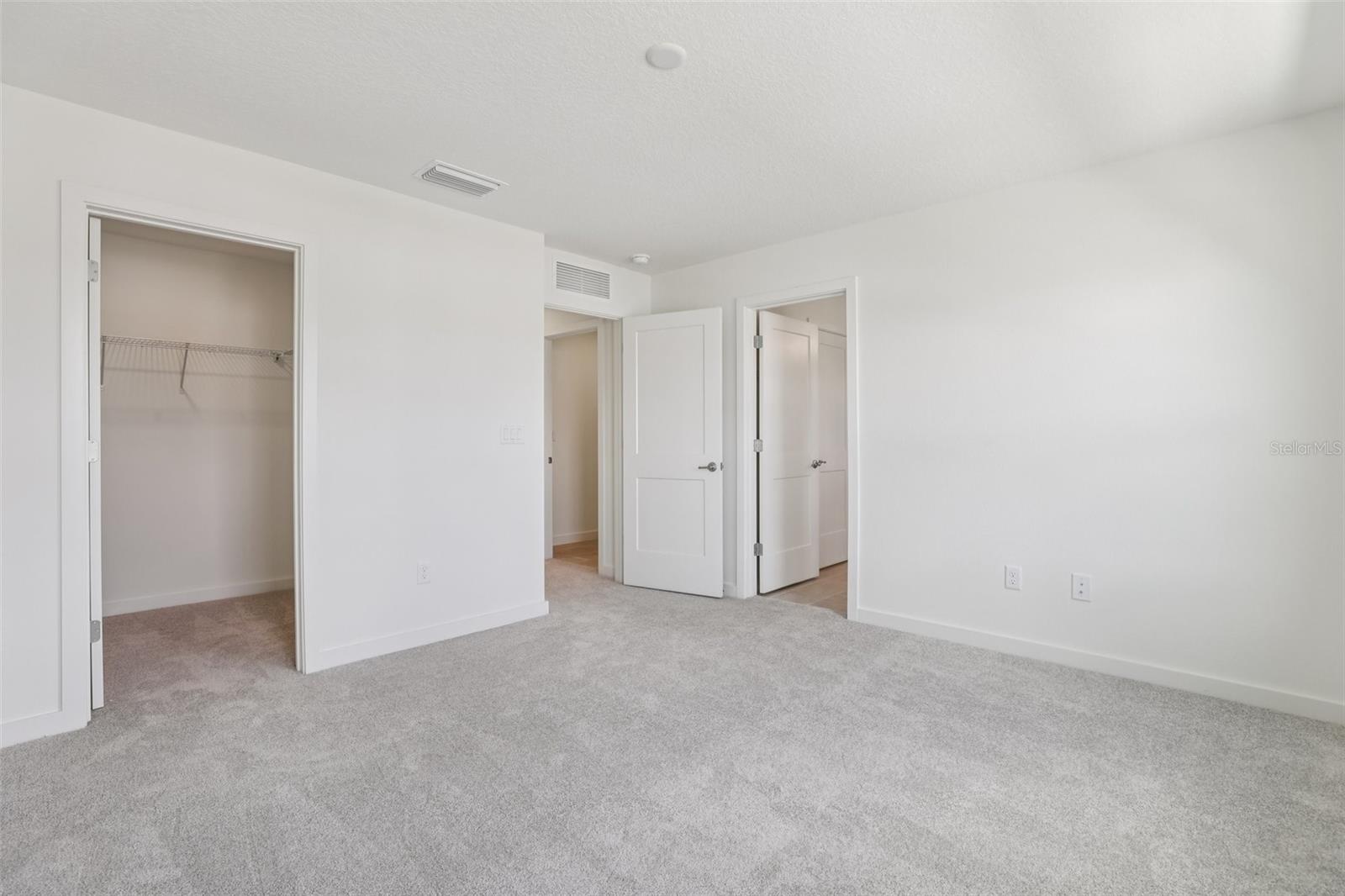 Image 18 of 40 For 2055 Iorio Street