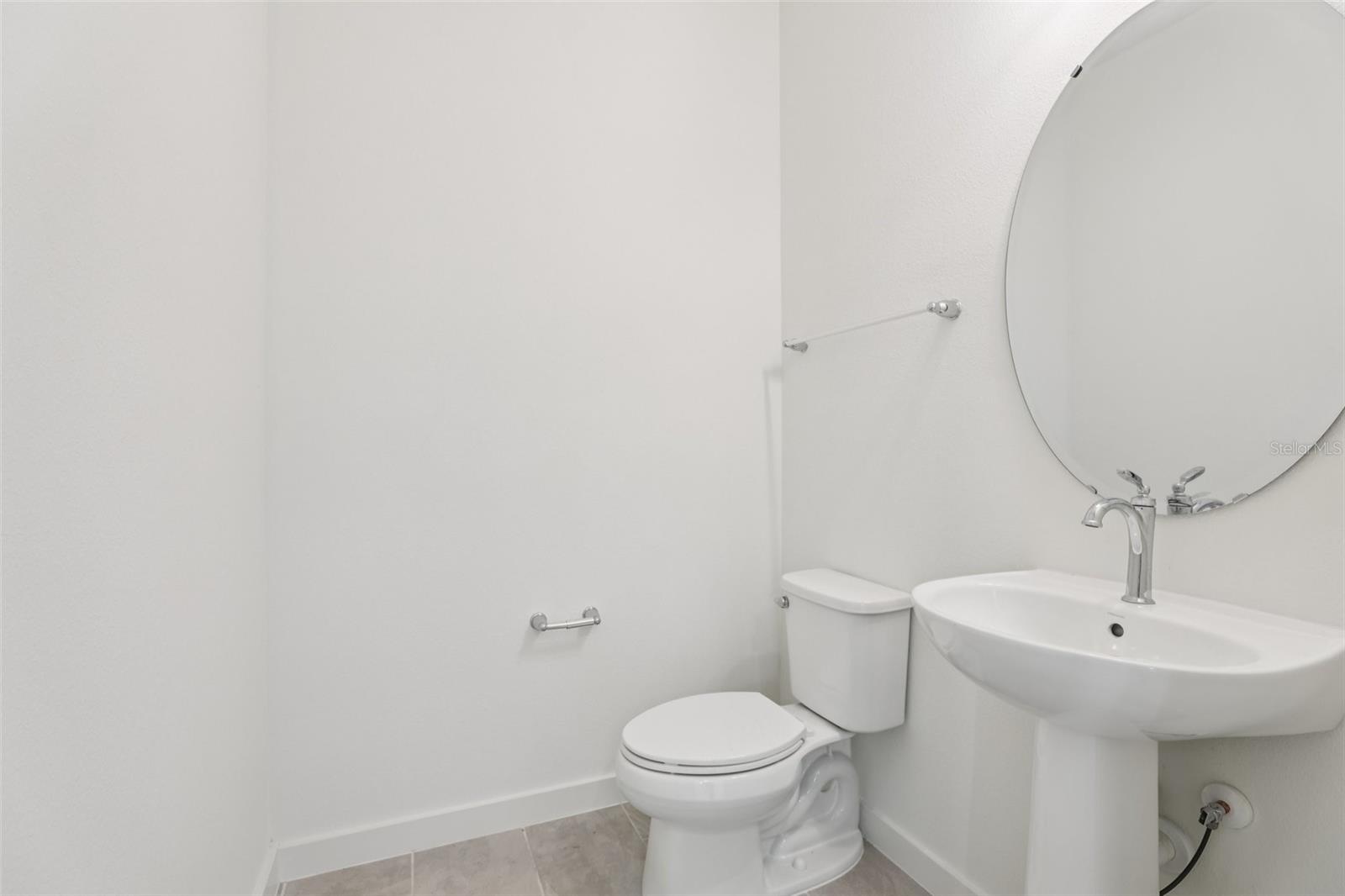 Image 32 of 40 For 2055 Iorio Street