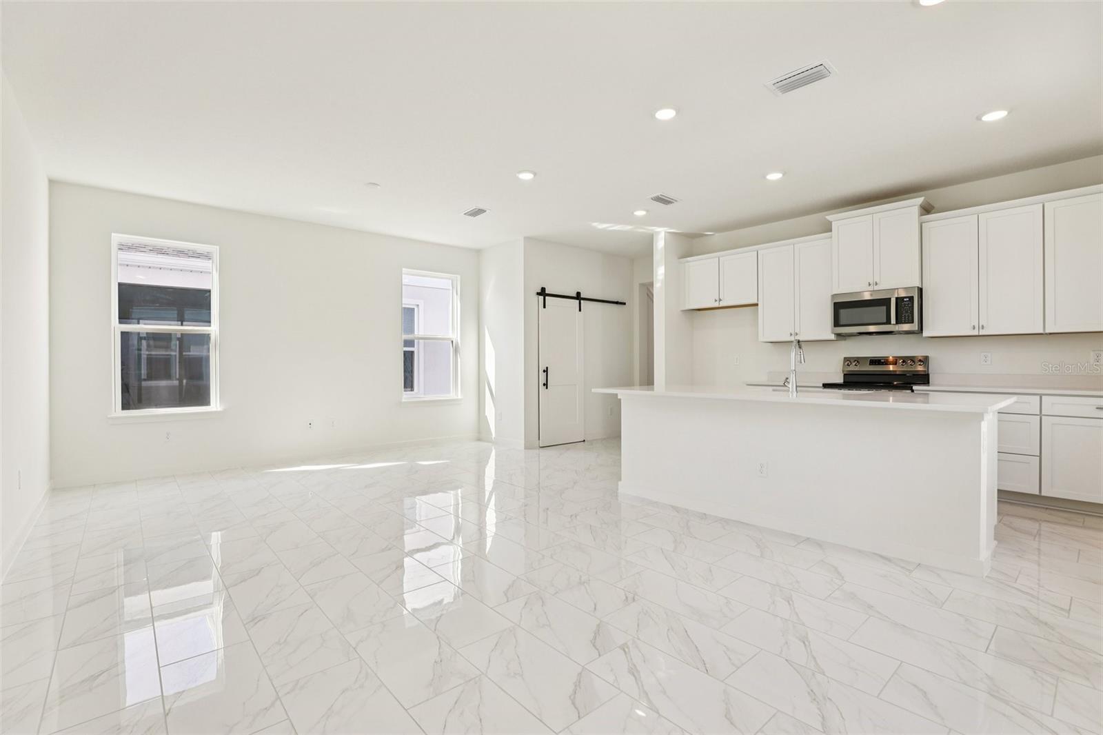 Image 11 of 36 For 1979 Iorio Street