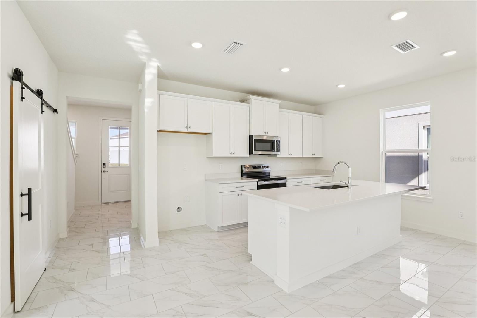 Image 8 of 36 For 1979 Iorio Street