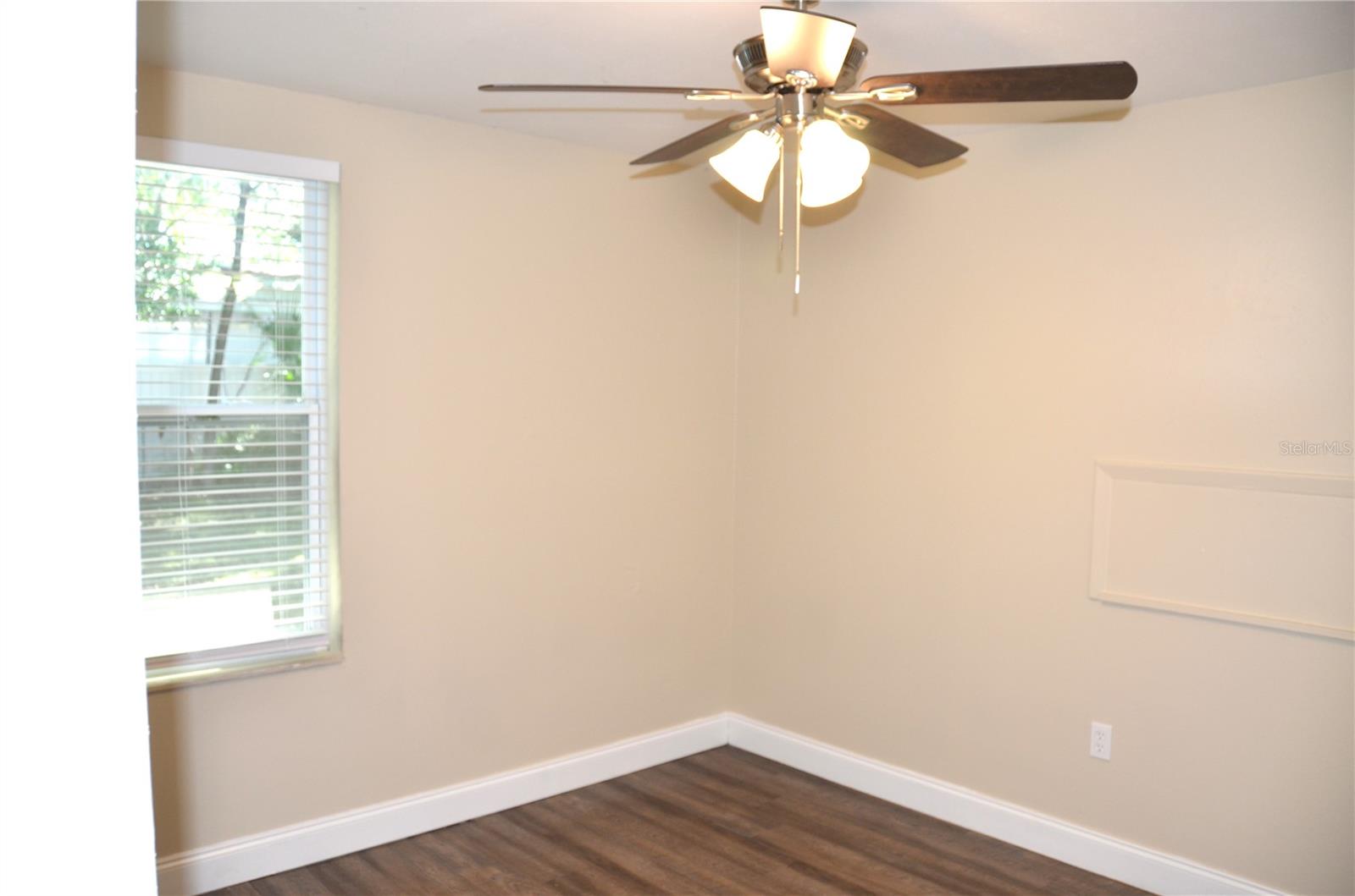 Image 11 of 25 For 1108 Flamingo Drive