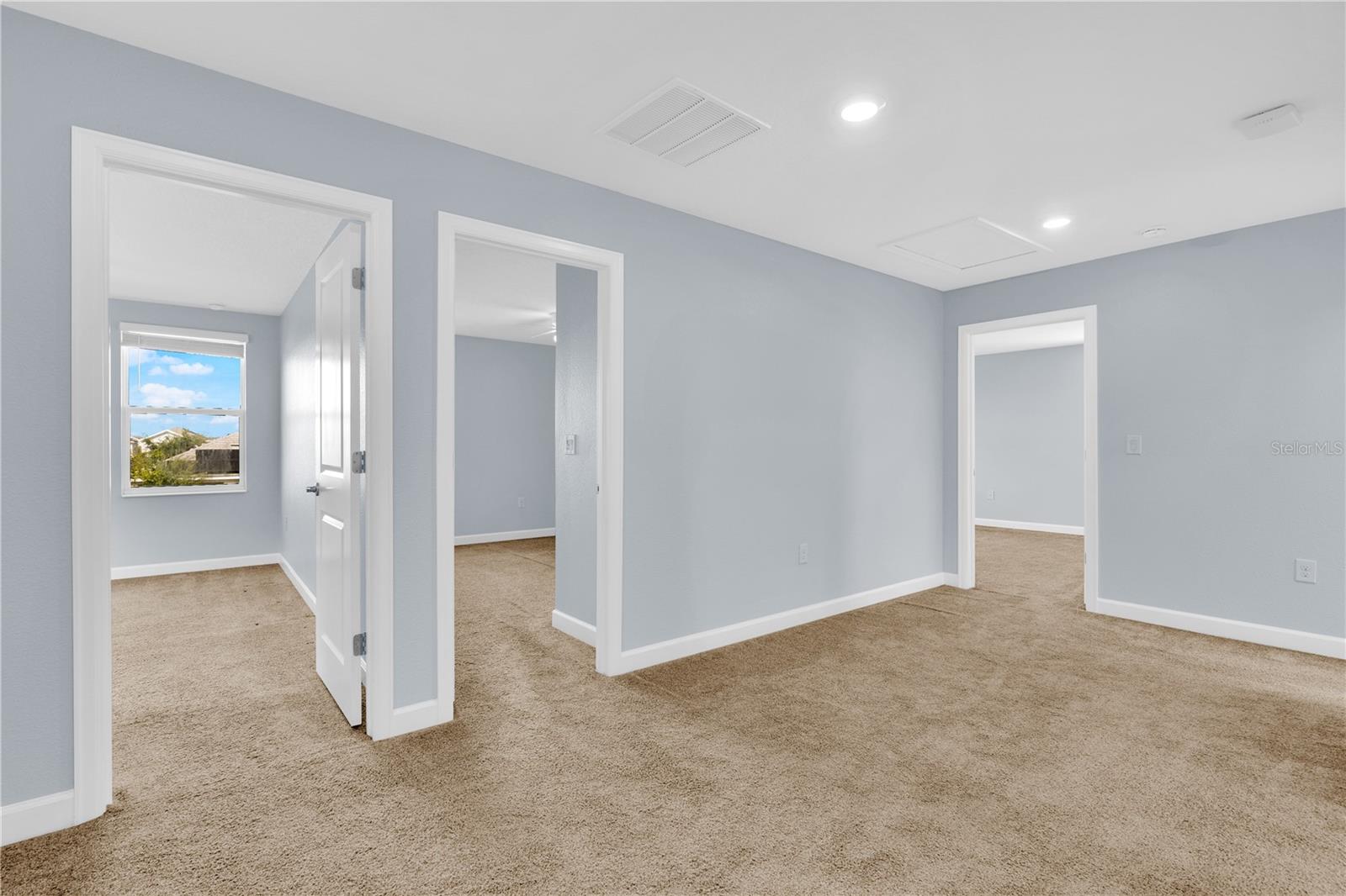 Image 21 of 44 For 12111 Imaginary Way