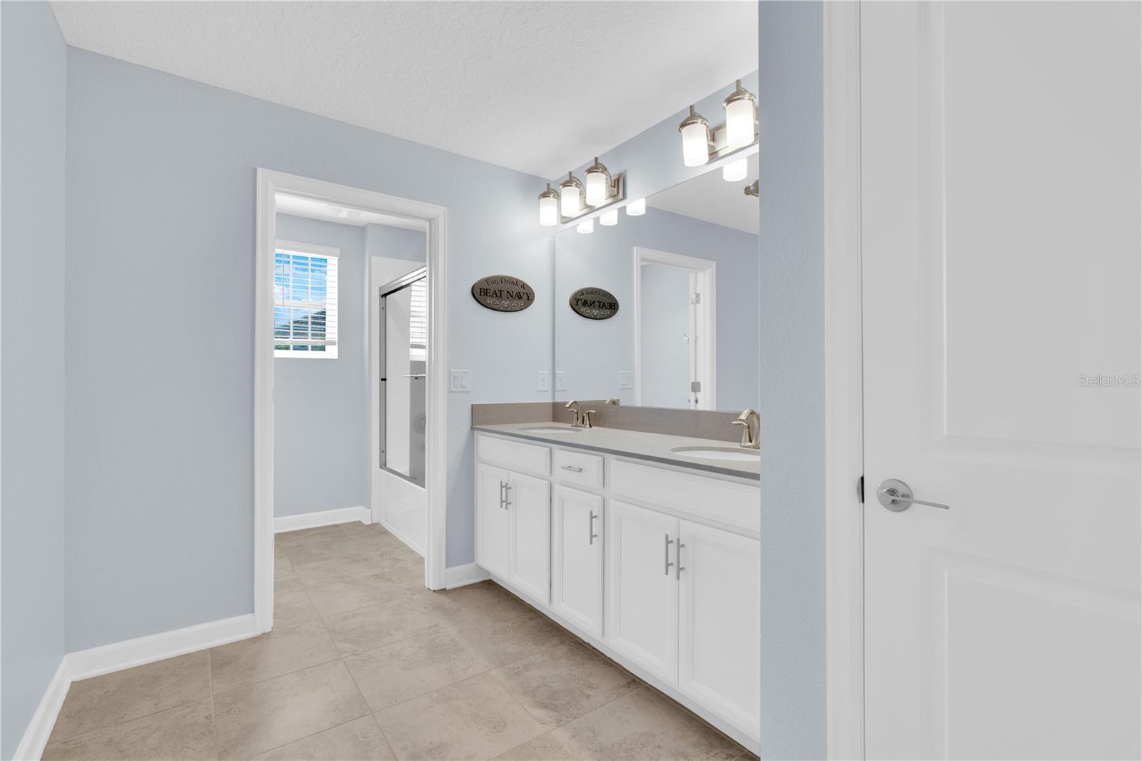 Image 24 of 44 For 12111 Imaginary Way