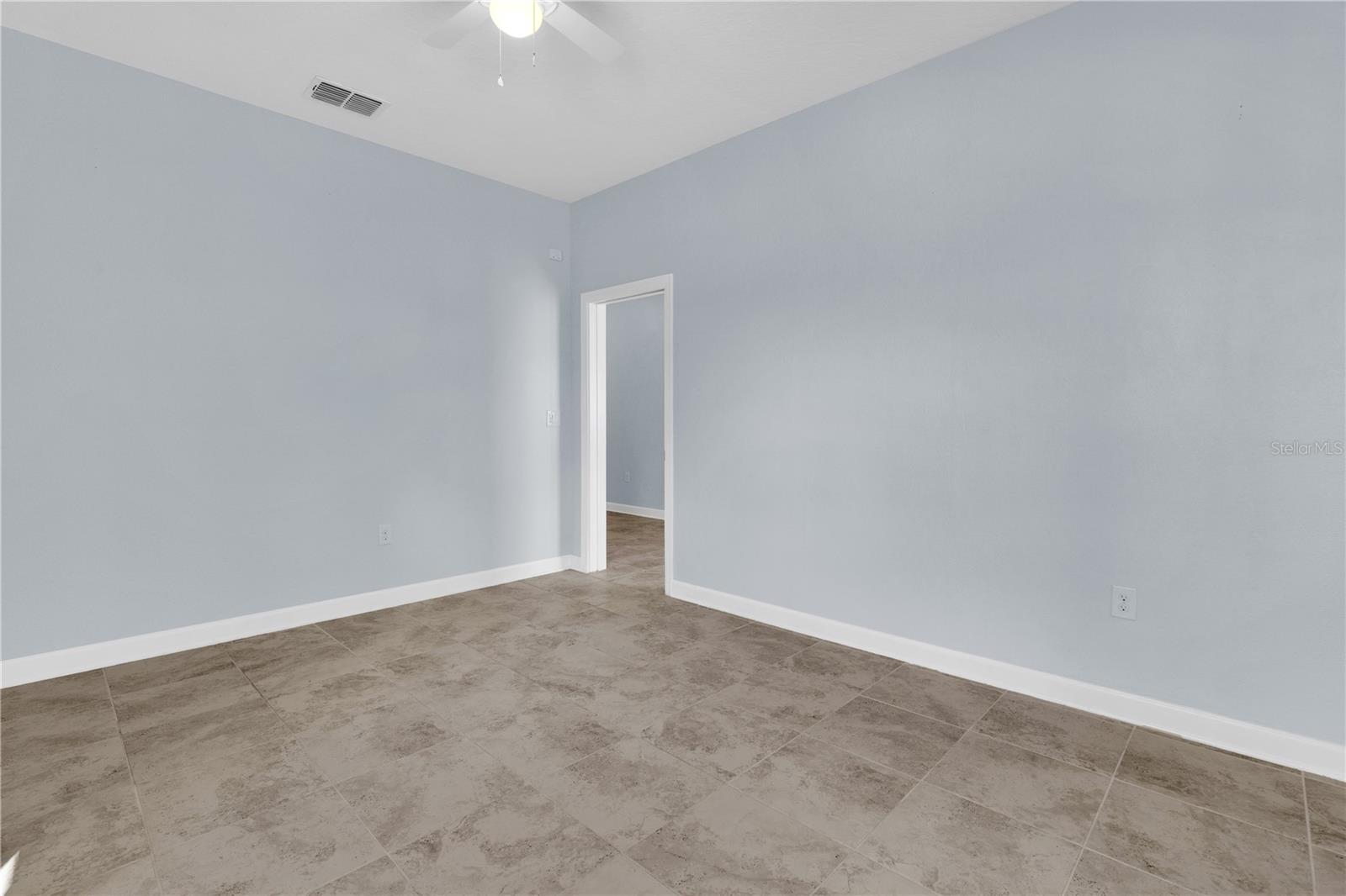 Image 5 of 44 For 12111 Imaginary Way