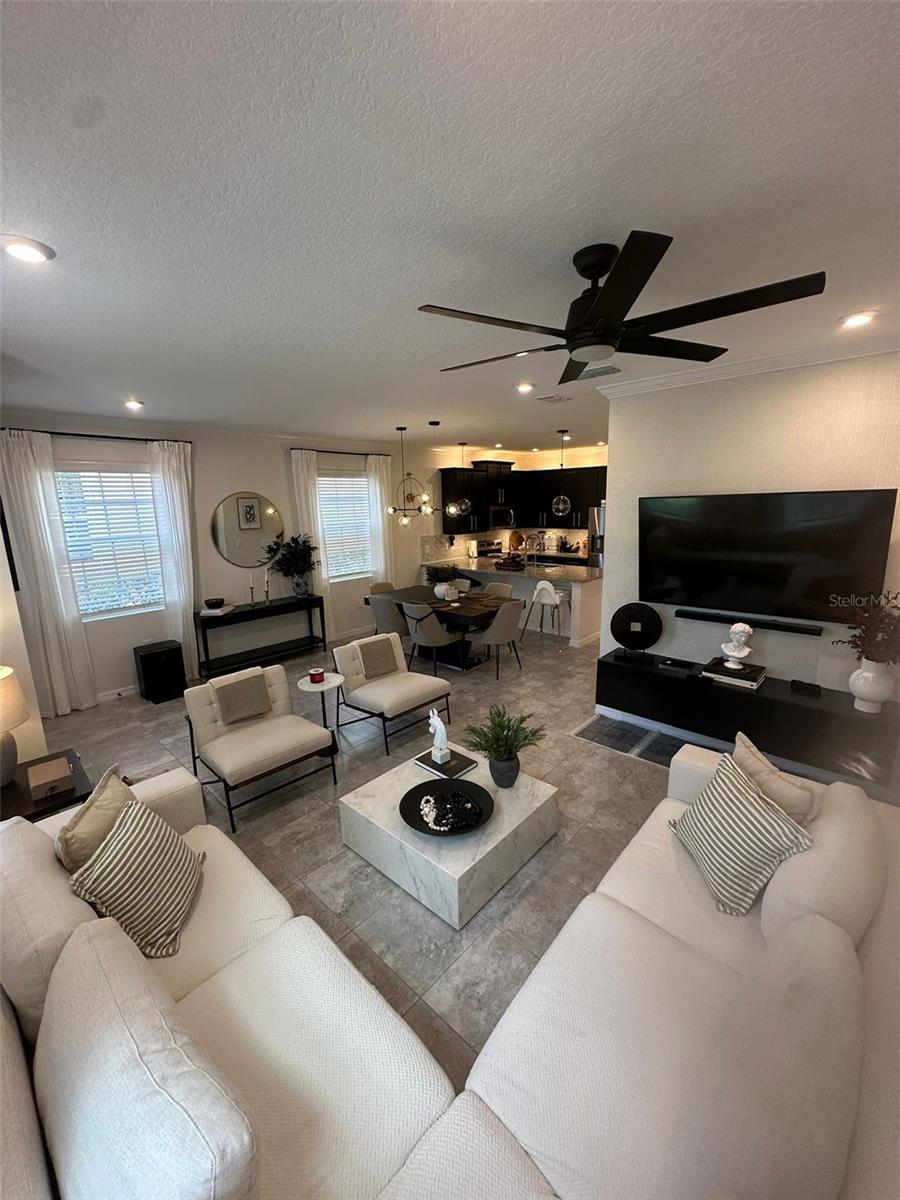 Image 17 of 30 For 2433 Varenna Loop