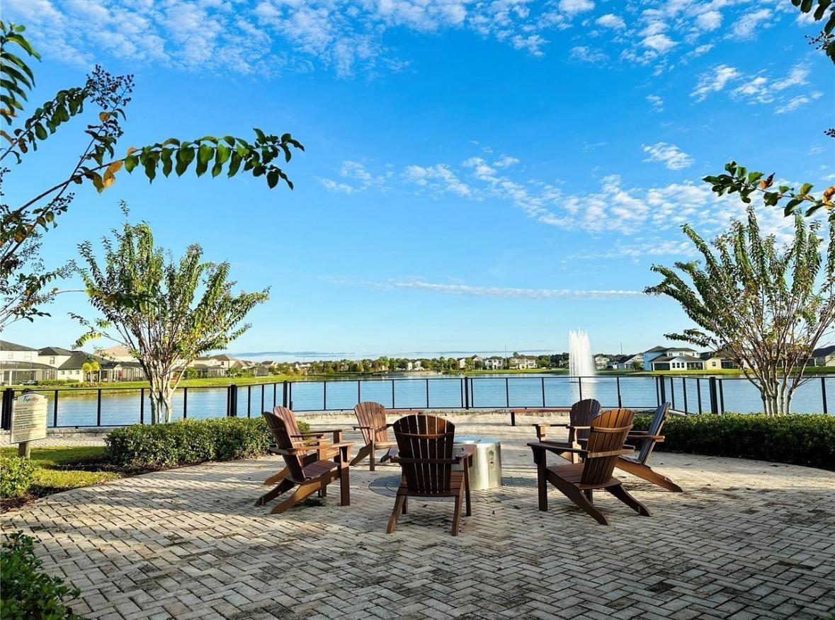 Image 24 of 30 For 2433 Varenna Loop