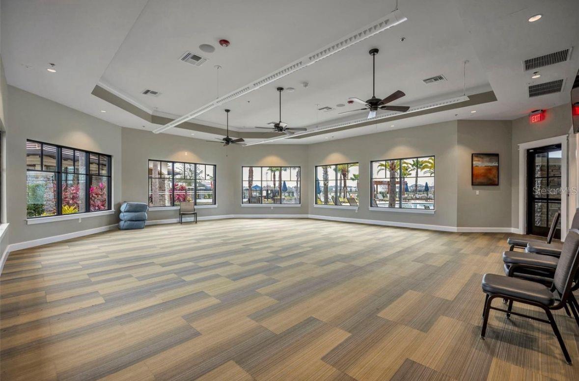 Image 27 of 30 For 2433 Varenna Loop