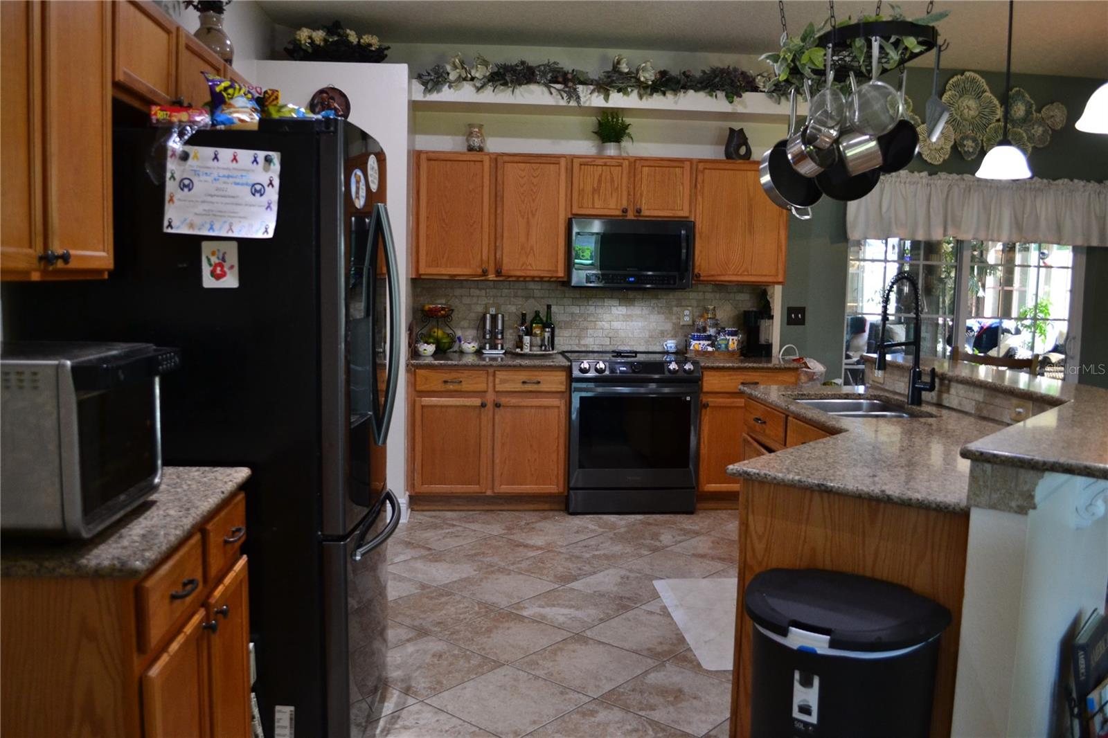 Image 15 of 45 For 3780 Fountainbleu Boulevard