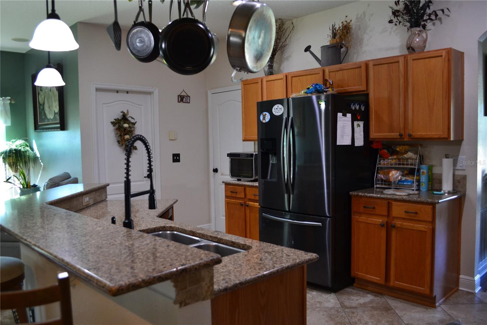 Image 16 of 45 For 3780 Fountainbleu Boulevard