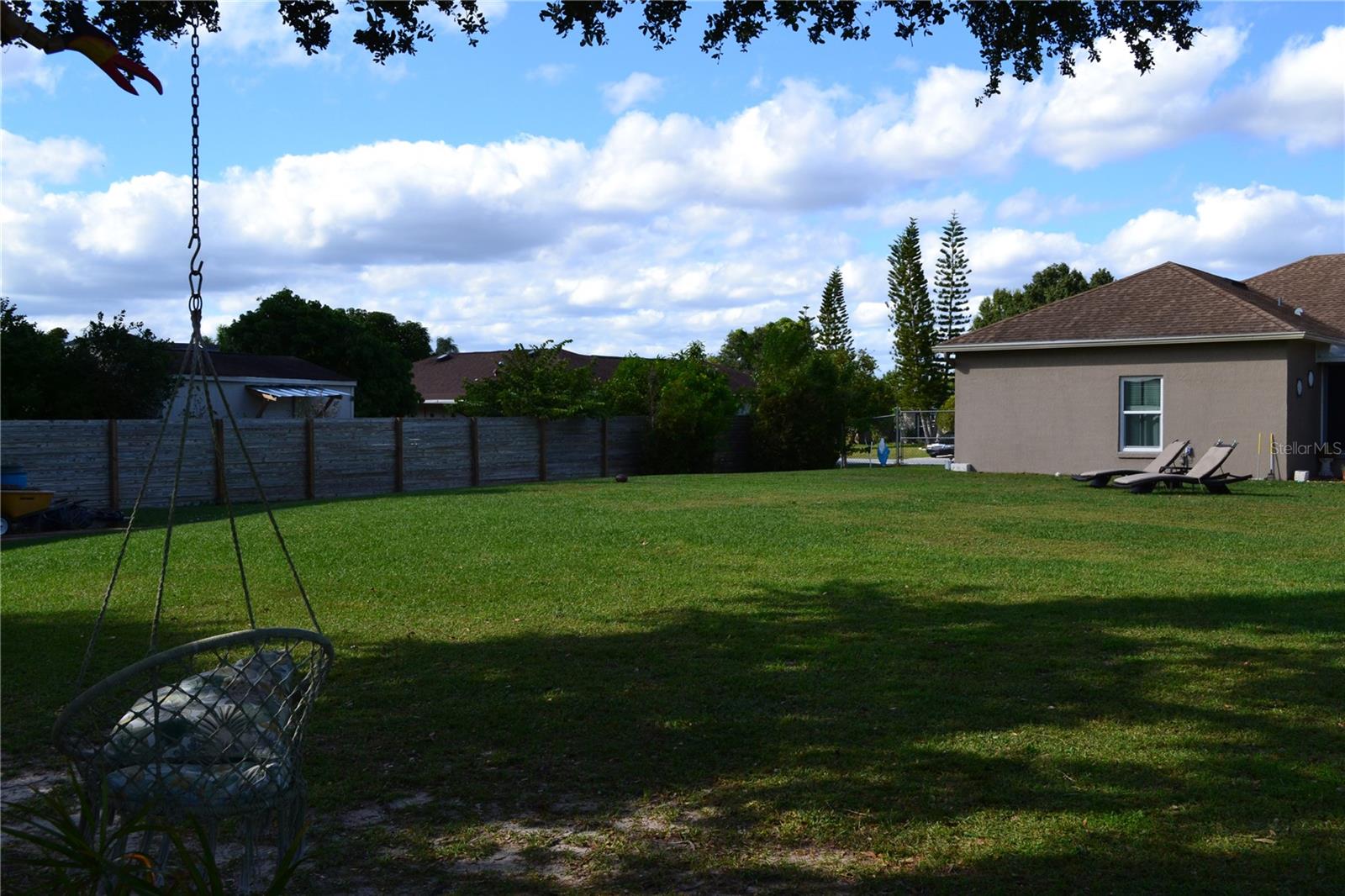 Image 32 of 45 For 3780 Fountainbleu Boulevard