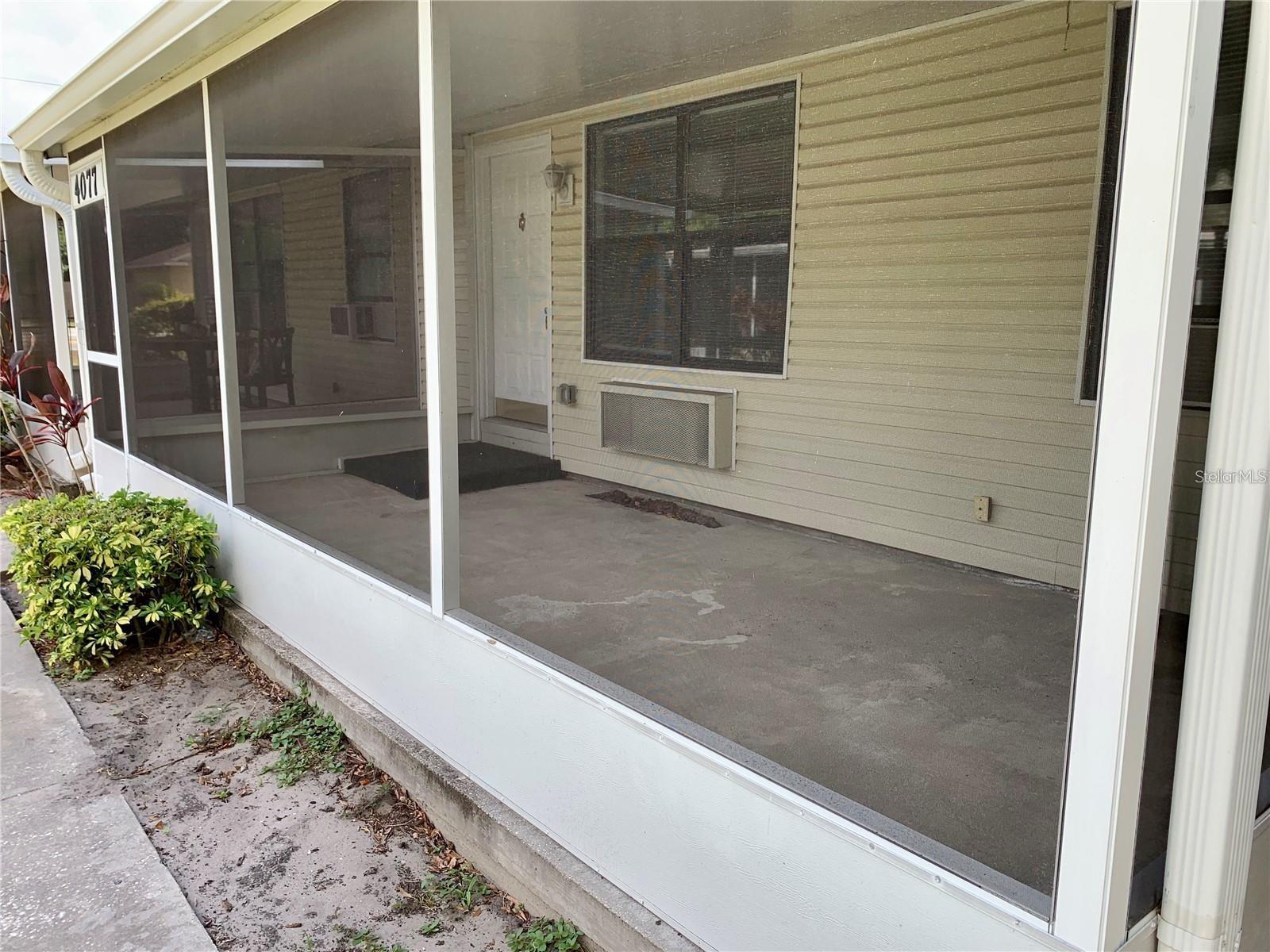 Image 12 of 14 For 4077 Michigan Street 4077