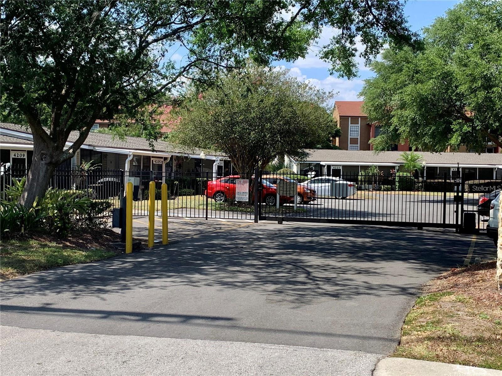 Image 14 of 14 For 4077 Michigan Street 4077