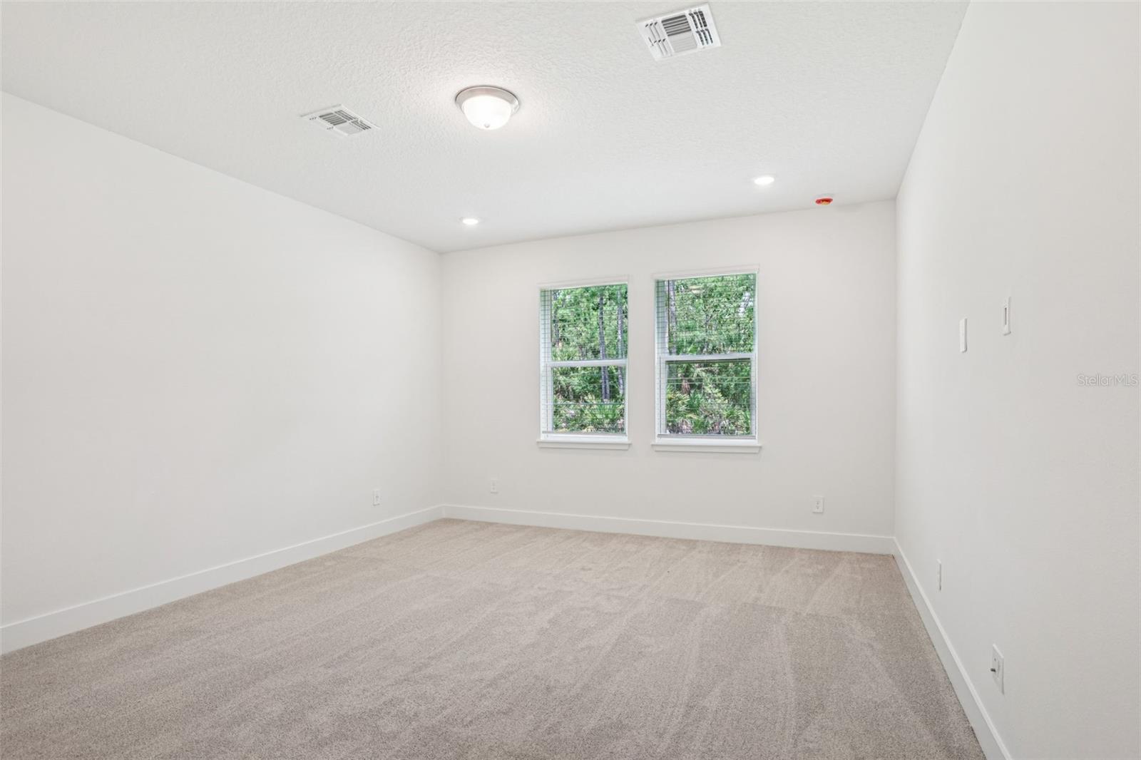 Image 11 of 21 For 572 Brookhaven Trail