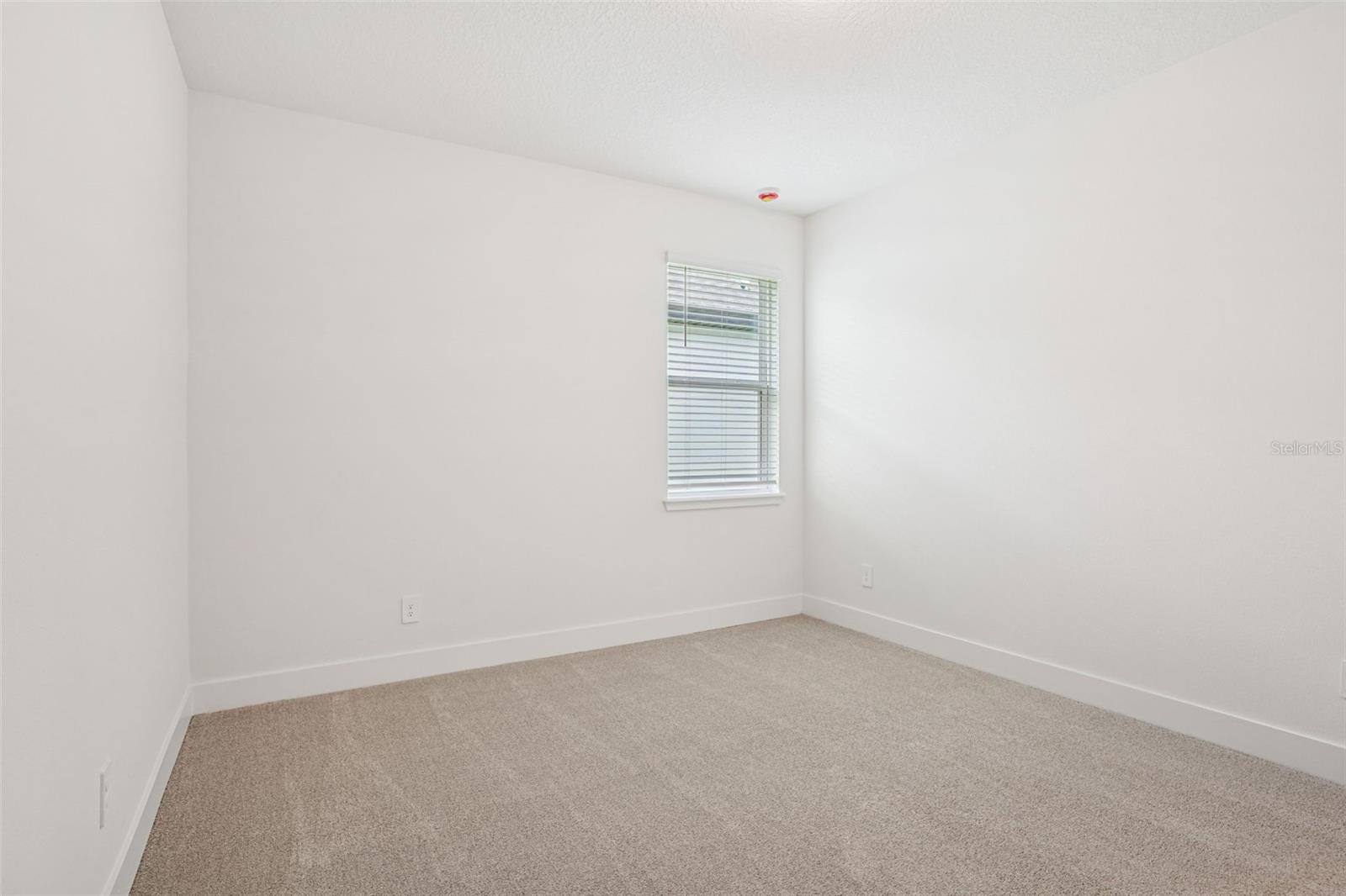 Image 16 of 21 For 572 Brookhaven Trail