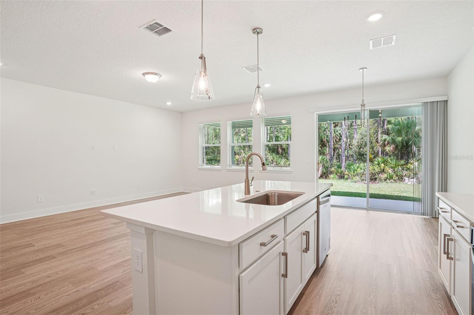 Image 5 of 21 For 572 Brookhaven Trail