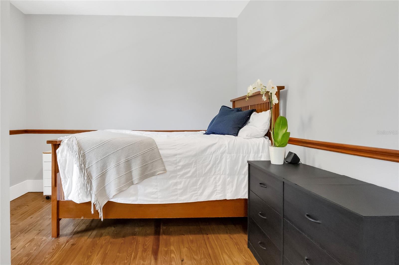 Image 14 of 38 For 299 4th Avenue