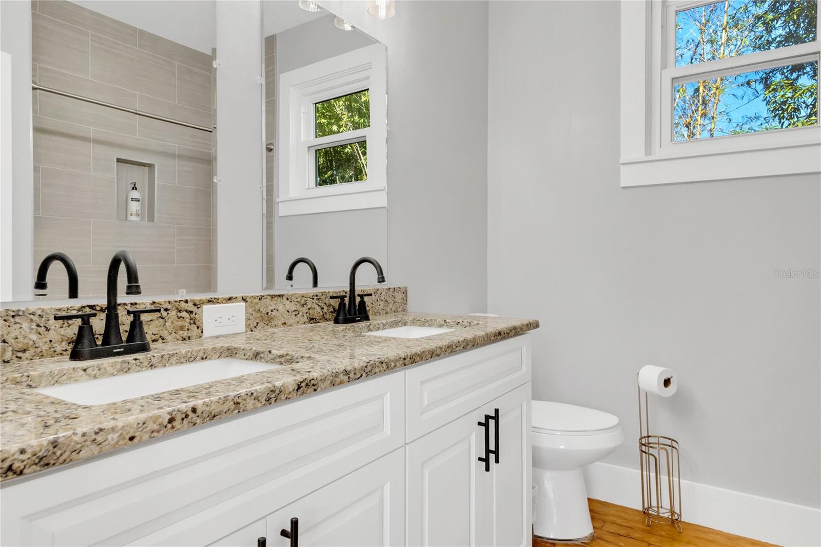 Image 19 of 38 For 299 4th Avenue