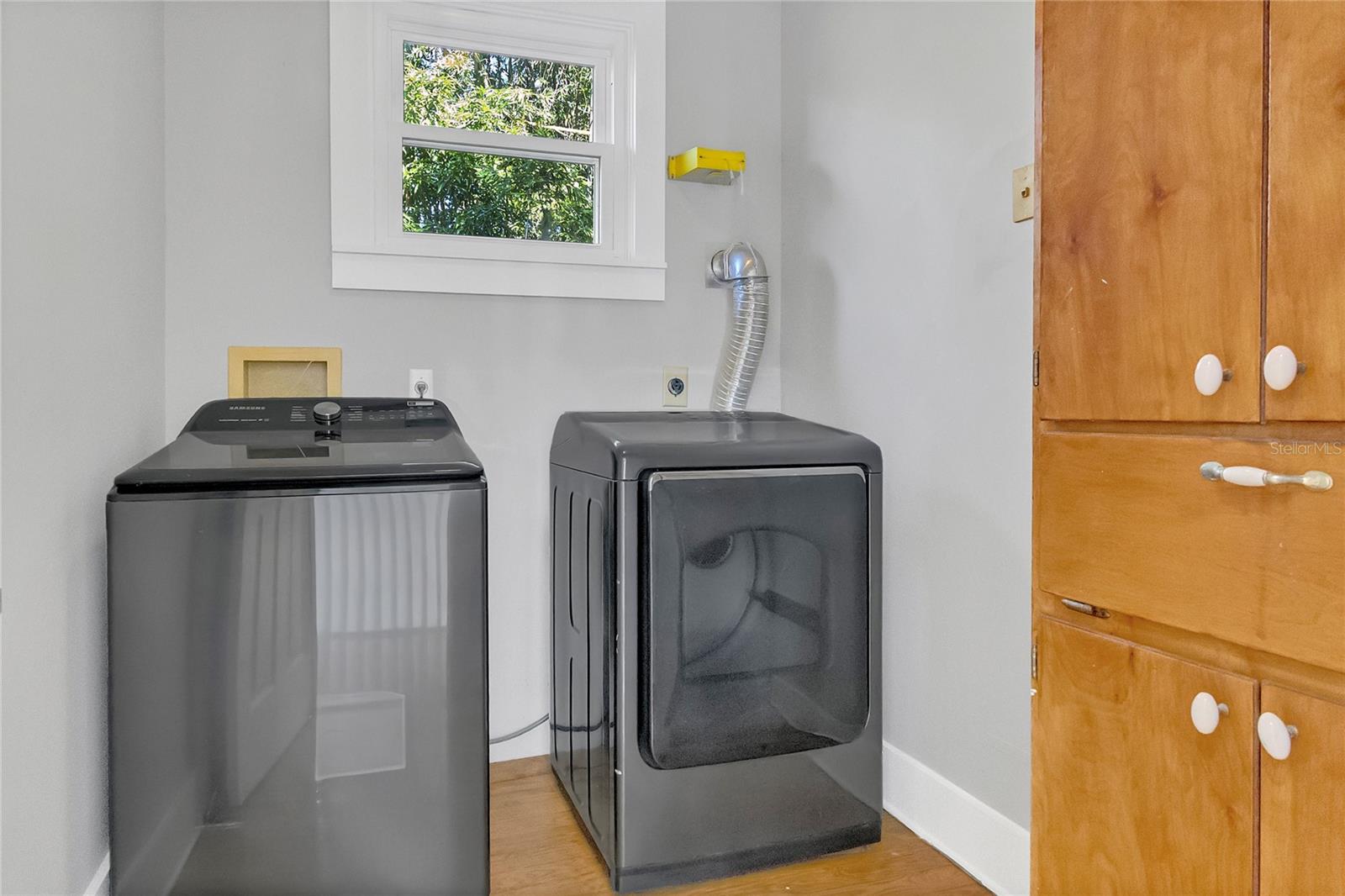 Image 21 of 38 For 299 4th Avenue