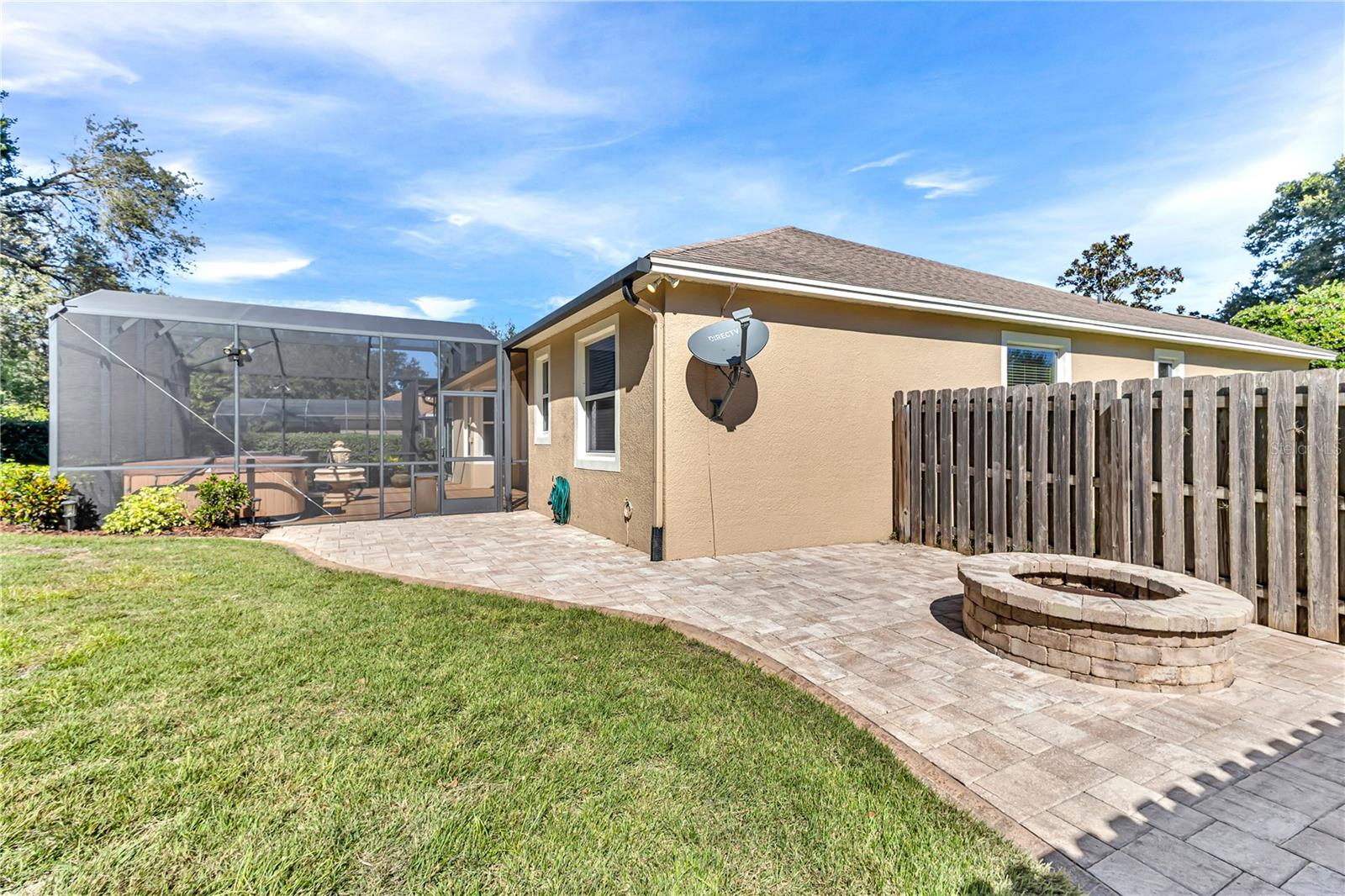 Image 37 of 57 For 657 Mount Stirling Avenue