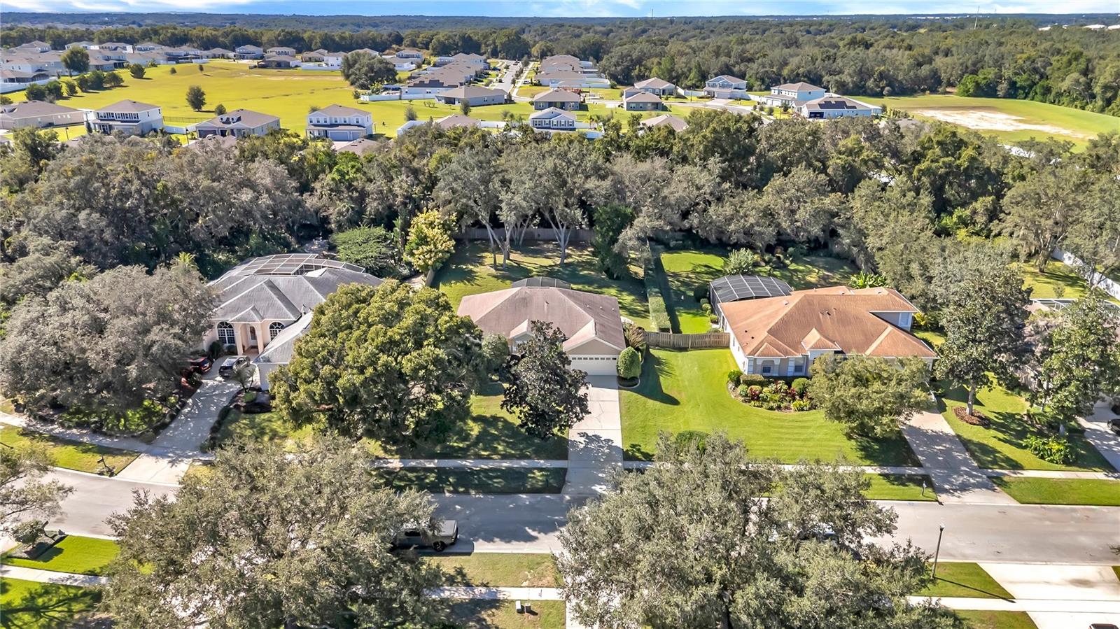 Image 47 of 57 For 657 Mount Stirling Avenue