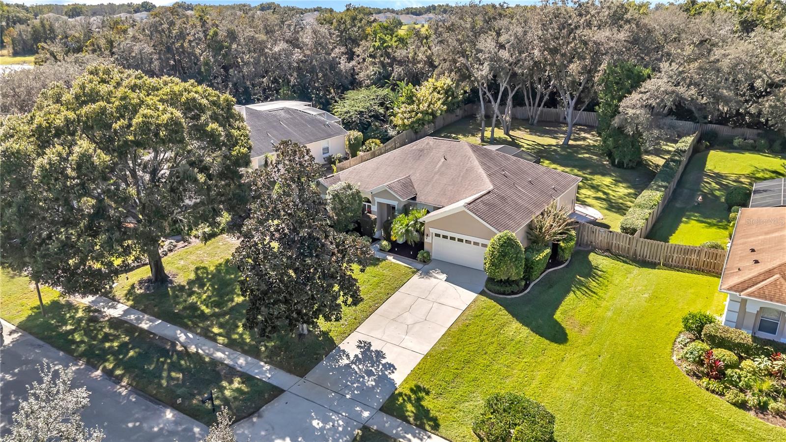 Image 48 of 57 For 657 Mount Stirling Avenue