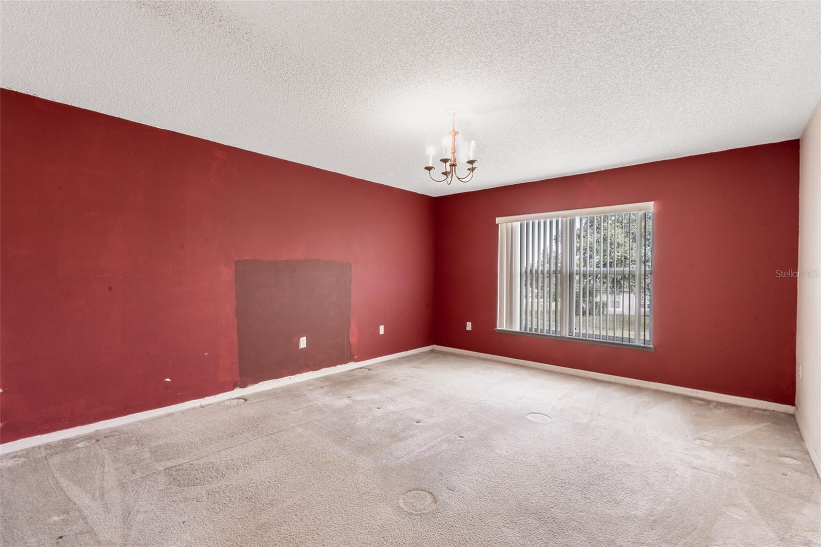 Image 15 of 27 For 5172 Laval Drive