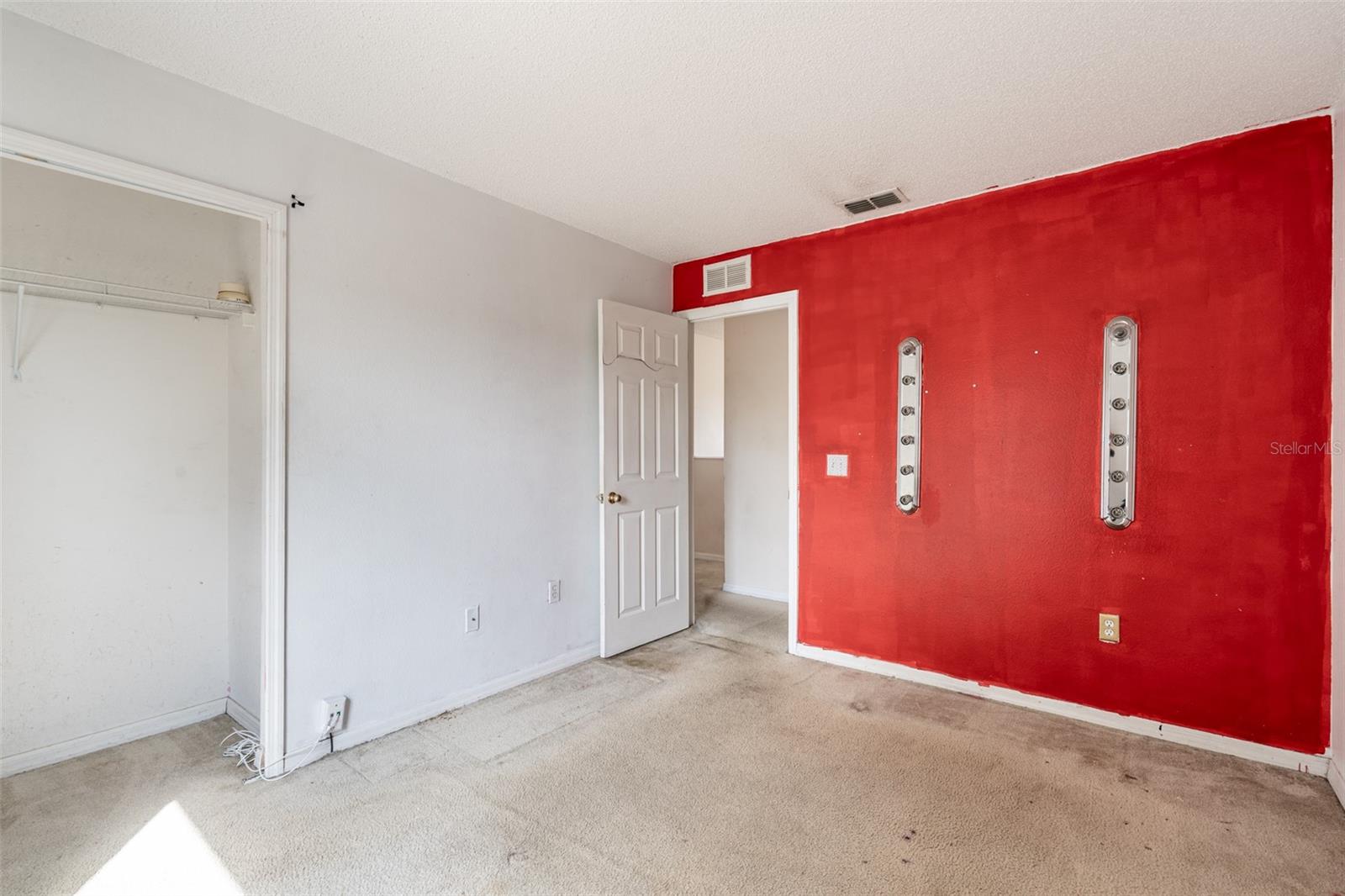 Image 22 of 27 For 5172 Laval Drive