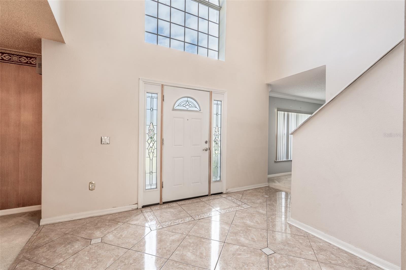 Image 4 of 27 For 5172 Laval Drive