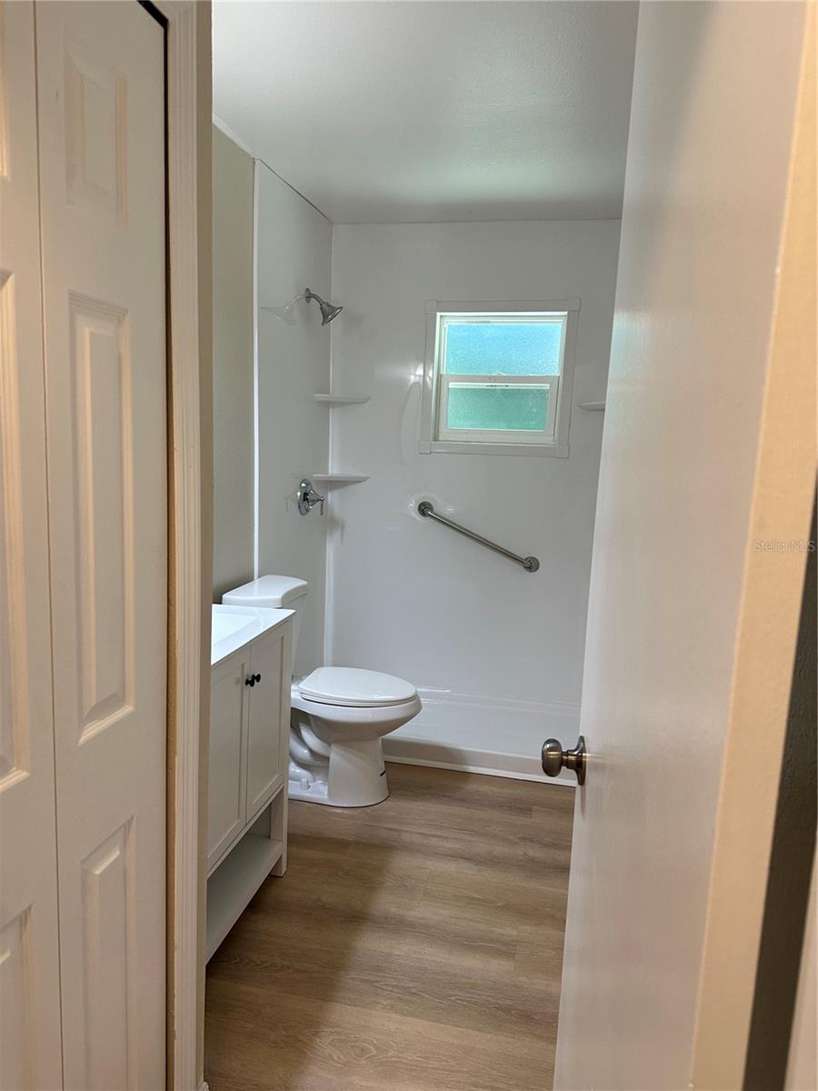 Image 16 of 19 For 224 Clara Vista Street