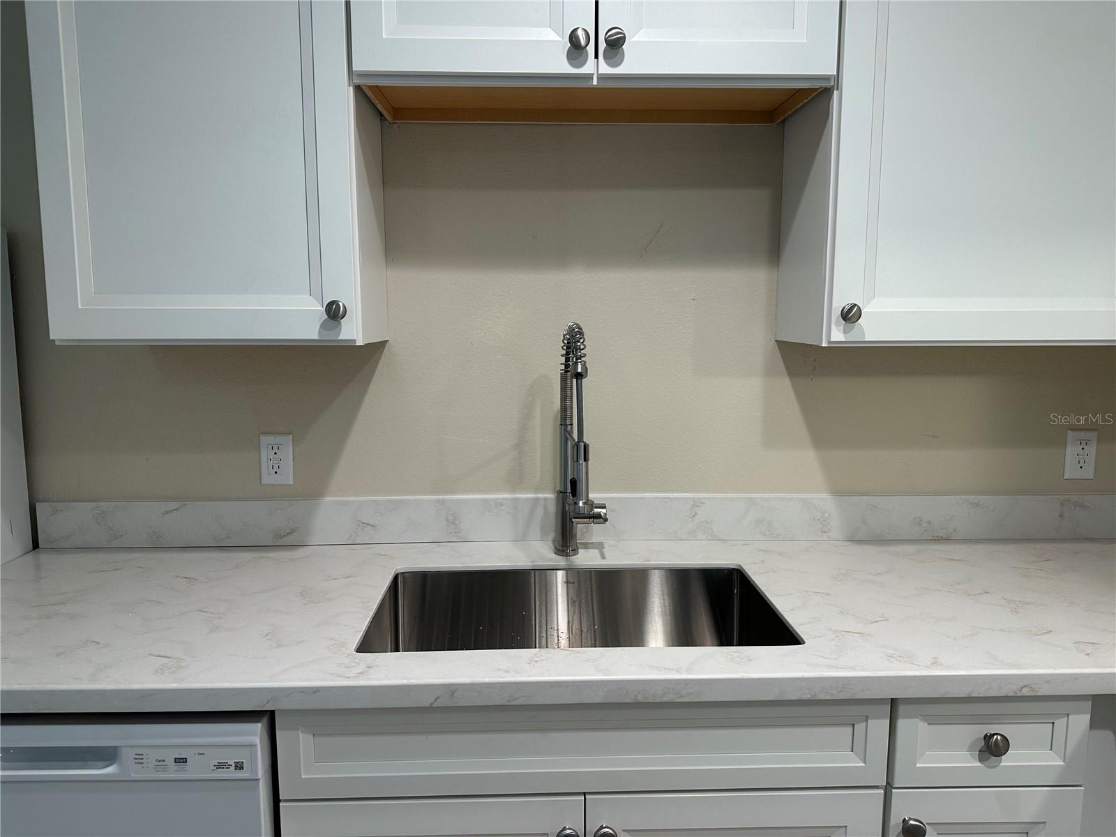 Image 6 of 19 For 224 Clara Vista Street