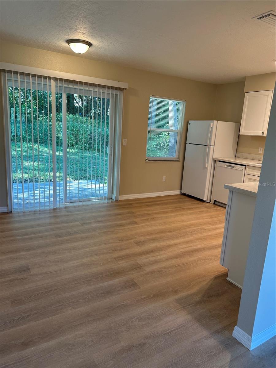 Image 7 of 19 For 224 Clara Vista Street