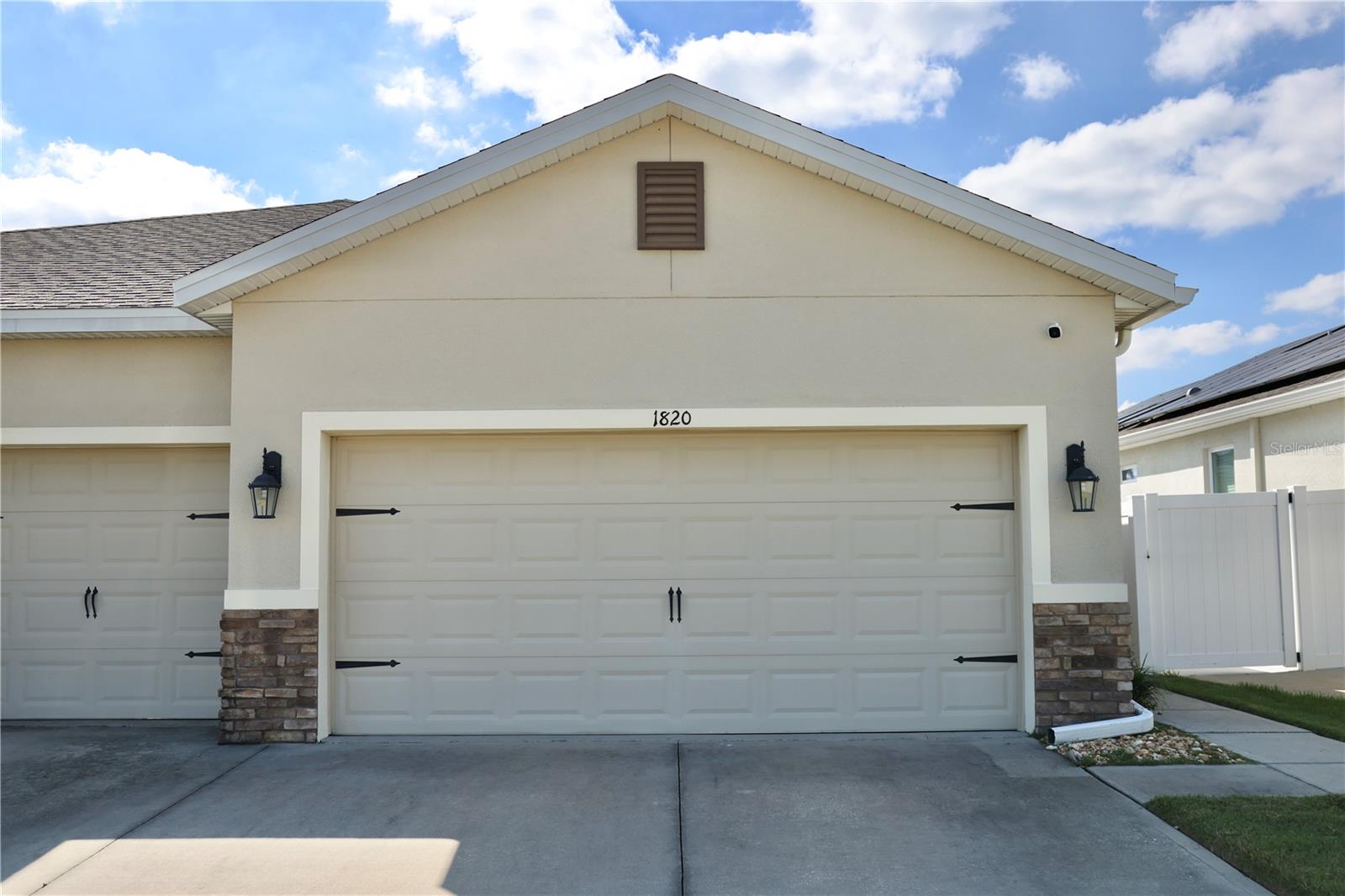 Image 3 of 32 For 1820 Veterans Drive