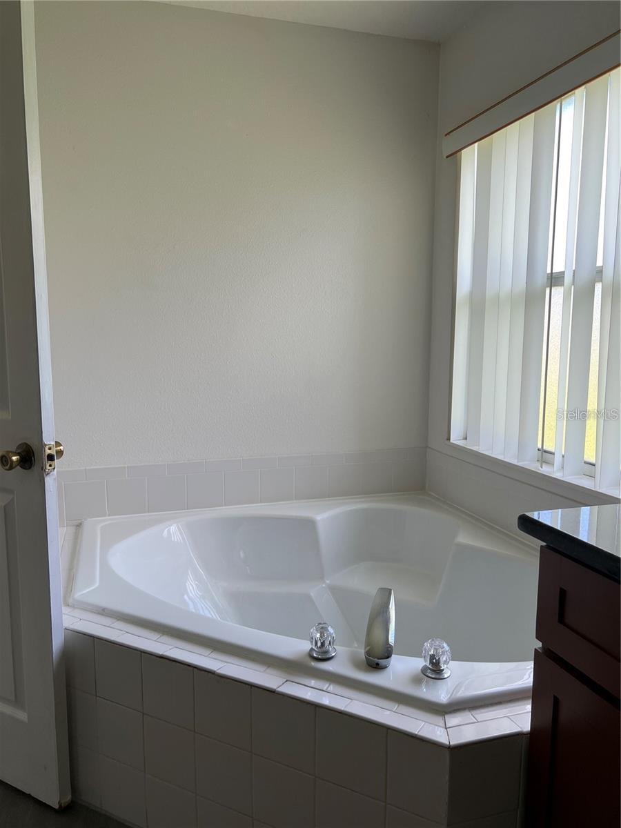 Image 19 of 35 For 3257 Falcon Point Drive