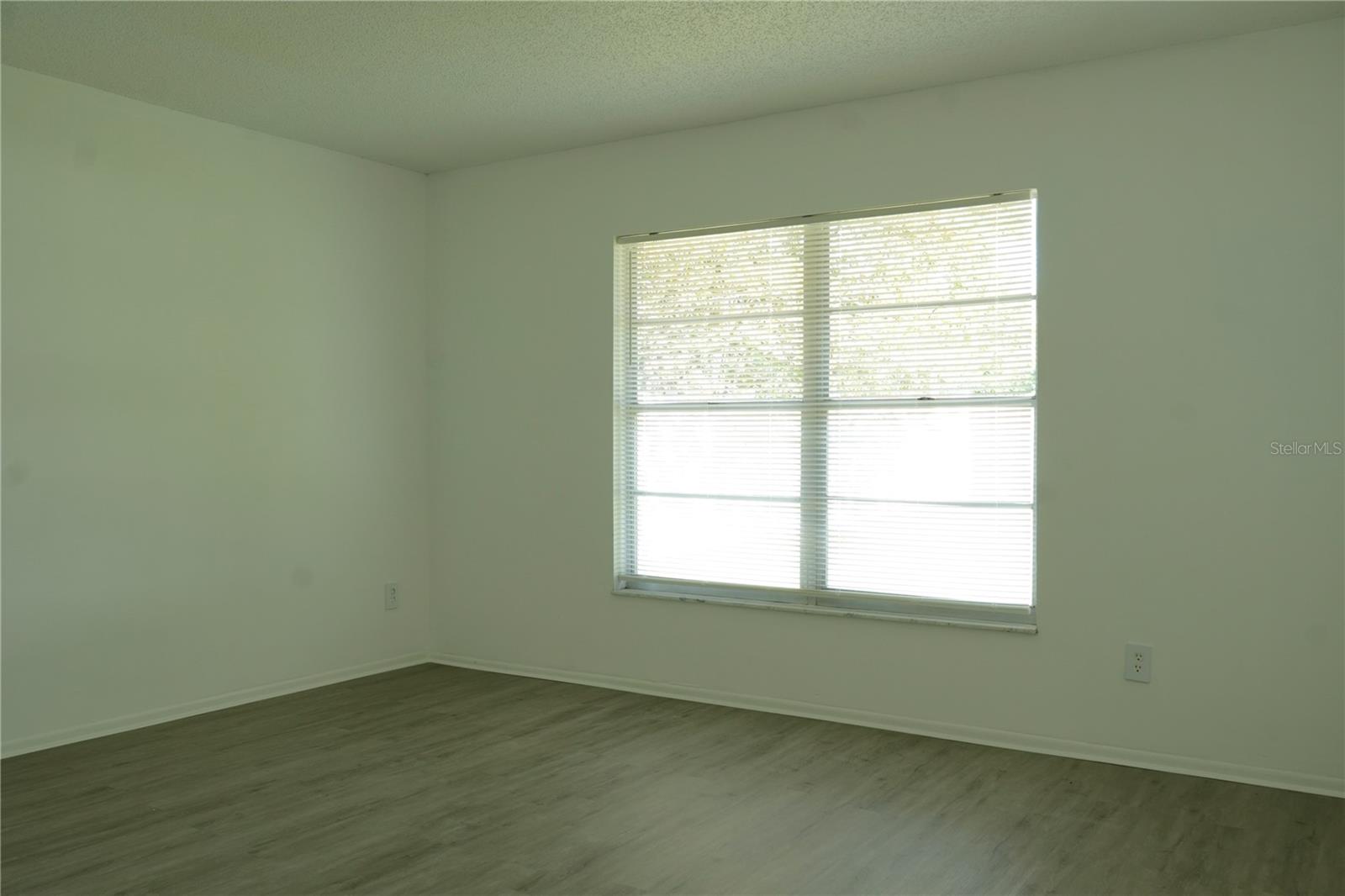 Image 18 of 30 For 12035 Saffron Court