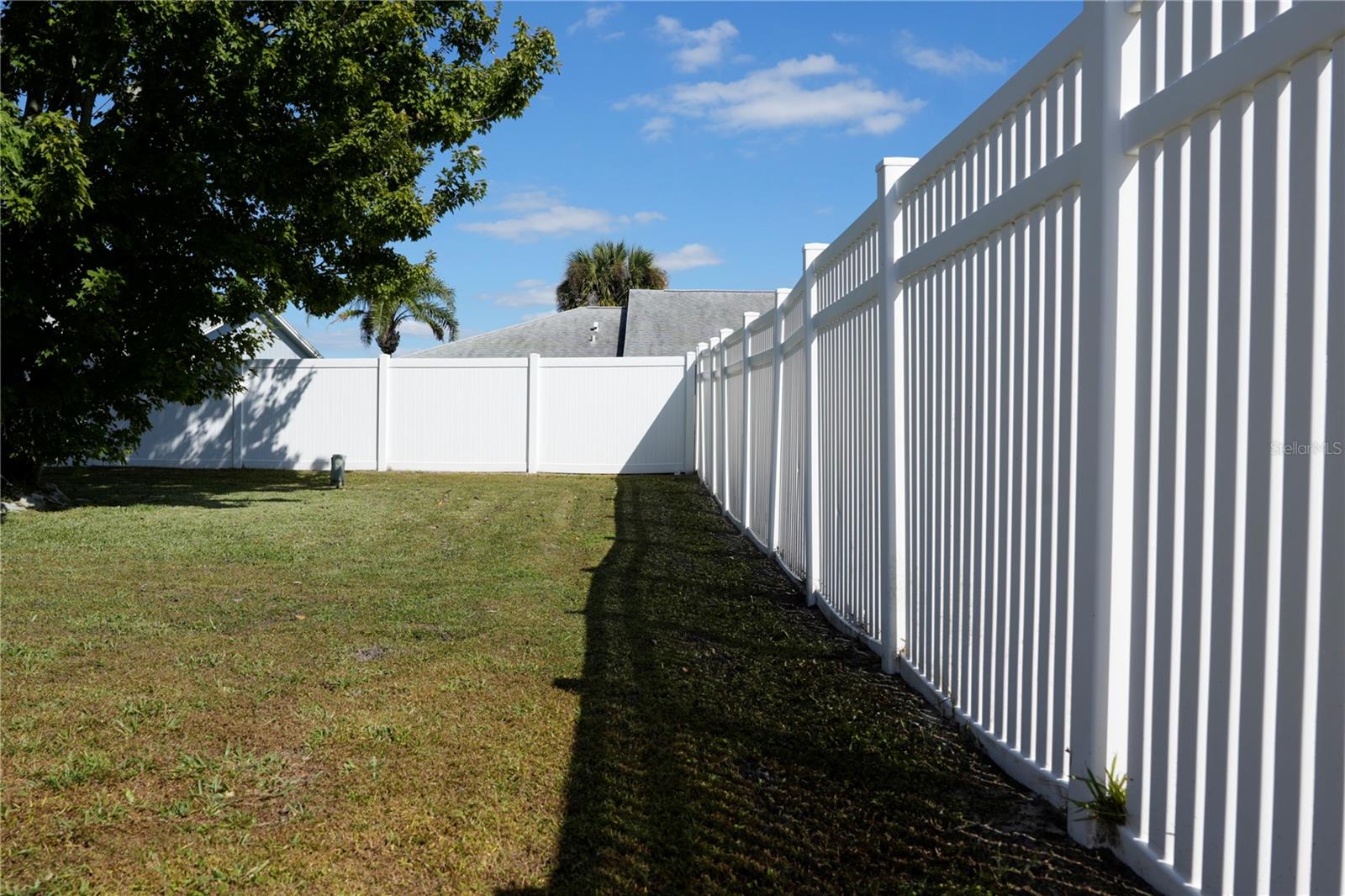 Image 29 of 30 For 12035 Saffron Court