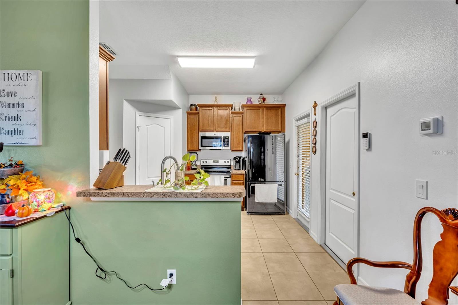 Image 10 of 50 For 1732 Buckeye Falls Way