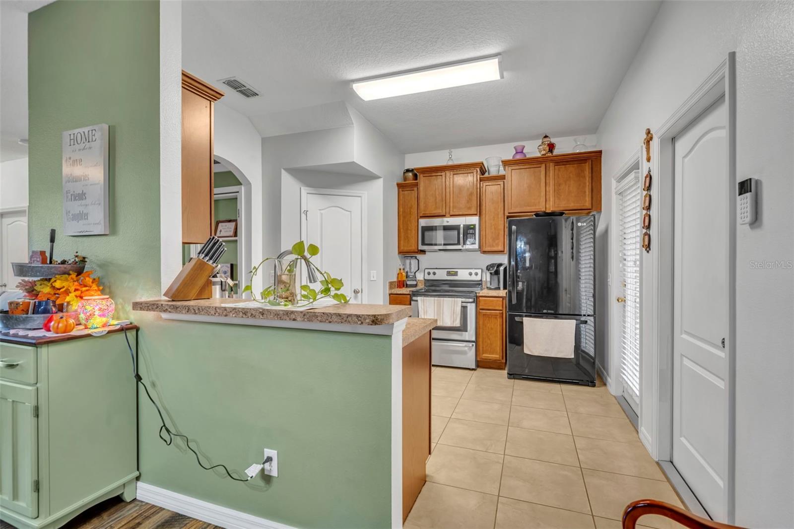 Image 11 of 50 For 1732 Buckeye Falls Way